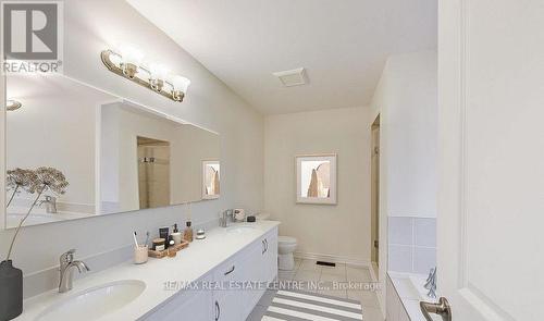 2184 Lozenby Street, Innisfil, ON - Indoor Photo Showing Bathroom