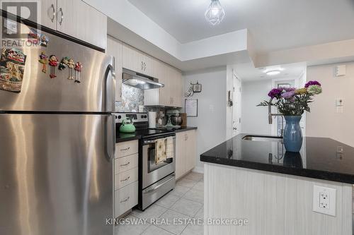 45 - 2315 Sheppard Avenue, Toronto, ON - Indoor Photo Showing Kitchen With Stainless Steel Kitchen