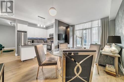 213 - 9471 Yonge Street, Richmond Hill, ON - Indoor