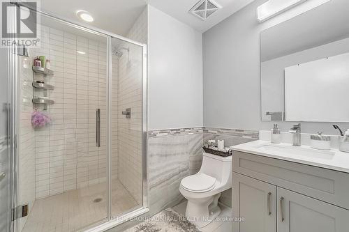 213 - 9471 Yonge Street, Richmond Hill, ON - Indoor Photo Showing Bathroom