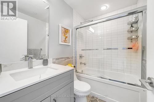 213 - 9471 Yonge Street, Richmond Hill, ON - Indoor Photo Showing Bathroom