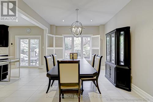 7 Boyd Meadow Court, Vaughan, ON - Indoor Photo Showing Dining Room