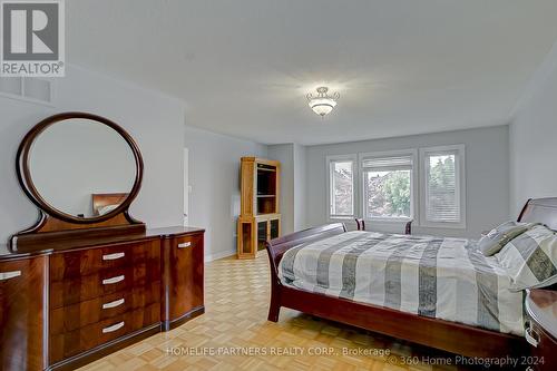 7 Boyd Meadow Court, Vaughan, ON - Indoor Photo Showing Bedroom