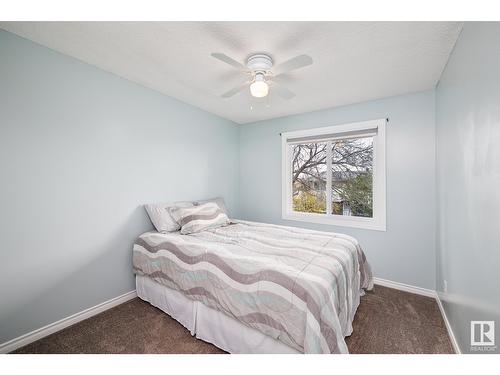 160 Roseland Vg Nw, Edmonton, AB - Indoor Photo Showing Bedroom