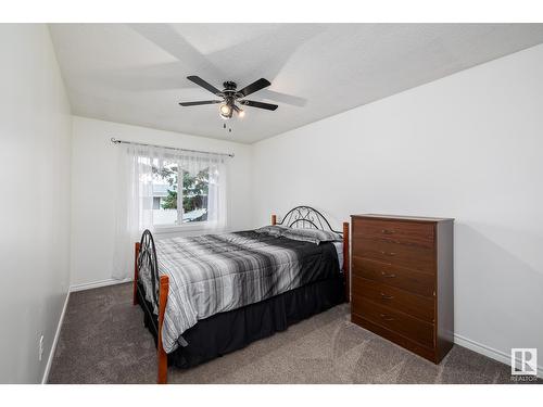 160 Roseland Vg Nw, Edmonton, AB - Indoor Photo Showing Bedroom