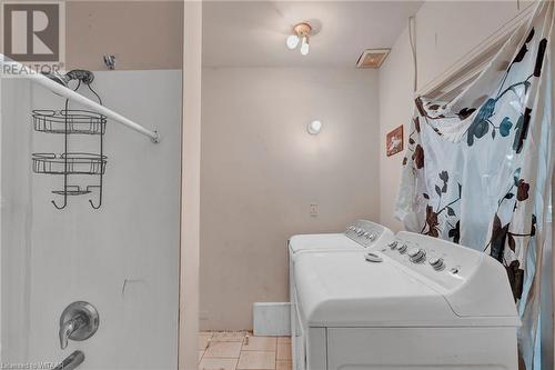 75 Chapel Street, Woodstock, ON - Indoor Photo Showing Laundry Room