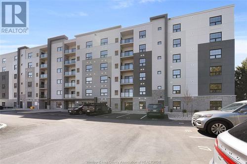 190 Main Street East Unit# 302, Kingsville, ON - Outdoor With Balcony With Facade