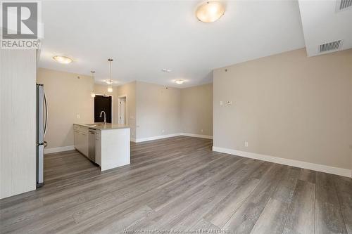 190 Main Street East Unit# 302, Kingsville, ON - Indoor Photo Showing Kitchen