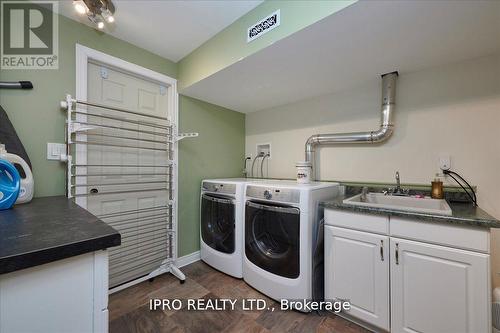 1574 15Th Side Road, New Tecumseth, ON - Indoor Photo Showing Laundry Room