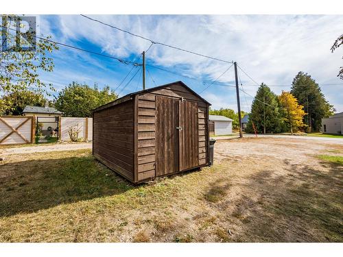 419 7Th Avenue, Castlegar, BC 