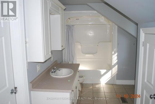 3548 Concession Road 7 Road, Clarington, ON - Indoor Photo Showing Bathroom