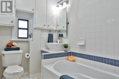 43 Golfview Avenue, Toronto, ON - Indoor Photo Showing Bathroom