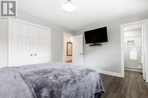 279 Anne Street N, Barrie, ON - Indoor Photo Showing Bedroom