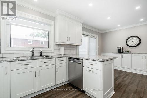 279 Anne Street N, Barrie, ON - Indoor Photo Showing Kitchen With Upgraded Kitchen