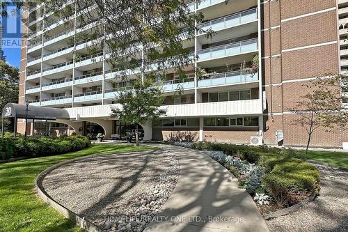 404 - 30 Gloucester Street, Toronto, ON - Outdoor With Balcony