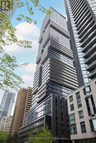 2206 - 55 Charles Street E, Toronto, ON - Outdoor With Balcony With Facade