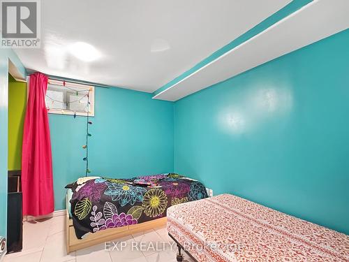 389 Northbrae Drive, London, ON - Indoor Photo Showing Bedroom