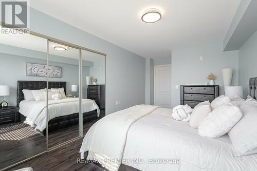 512 - 1030 Sheppard Avenue W, Toronto, ON - Indoor Photo Showing Bedroom