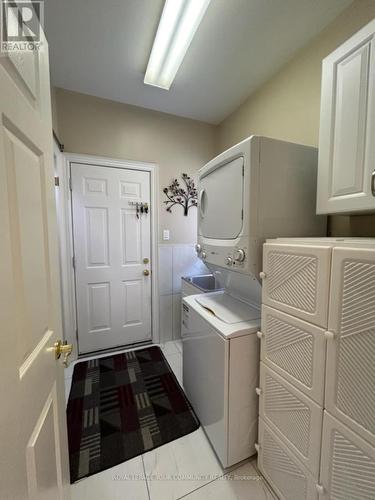 79 Legendary Trail, Whitchurch-Stouffville, ON - Indoor Photo Showing Laundry Room