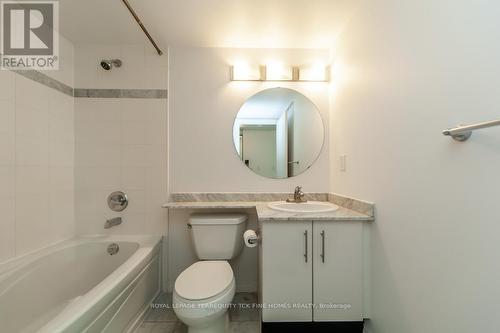 1109 - 16 Yonge Street, Toronto, ON - Indoor Photo Showing Bathroom