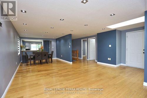 38 Ambler Bay, Barrie, ON - Indoor Photo Showing Other Room