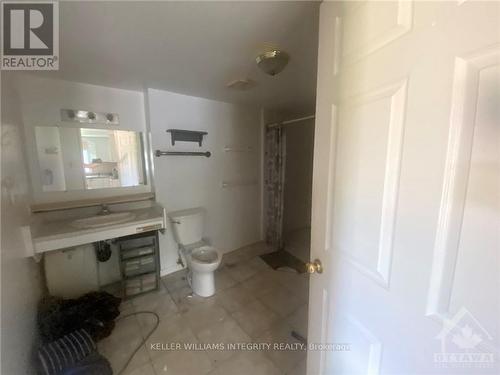 2415 Du Lac Road, Prescott And Russell, ON - Indoor Photo Showing Bathroom