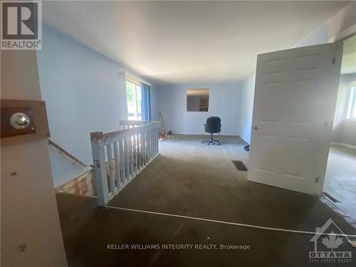 2415 Du Lac Road, Prescott And Russell, ON - Indoor Photo Showing Other Room