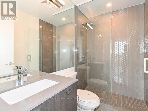 707 - 10 De Boers Drive, Toronto, ON - Indoor Photo Showing Bathroom