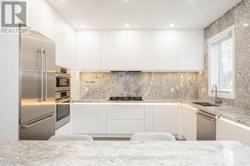 65 Bristlewood Crescent, Vaughan, ON - Indoor Photo Showing Kitchen With Stainless Steel Kitchen With Double Sink With Upgraded Kitchen