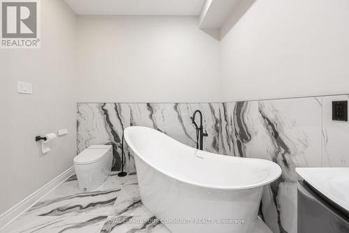 65 Bristlewood Crescent, Vaughan, ON - Indoor Photo Showing Bathroom