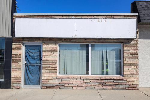 3261 Portage Avenue, Winnipeg, MB 