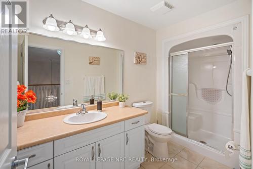 13 - 8142 Costabile Drive, Niagara Falls, ON - Indoor Photo Showing Bathroom