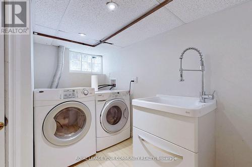 20 Barnesdale Avenue N, Hamilton, ON - Indoor Photo Showing Laundry Room