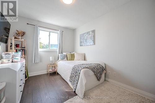 429 Erinbrook Drive, Kitchener, ON - Indoor Photo Showing Bathroom