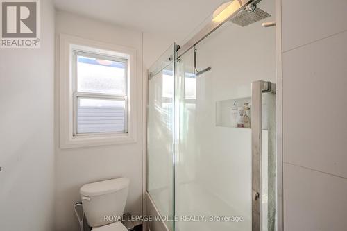 429 Erinbrook Drive, Kitchener, ON - Indoor Photo Showing Bedroom