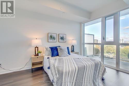 1007 - 10 Deerlick Court, Toronto, ON - Indoor Photo Showing Bedroom