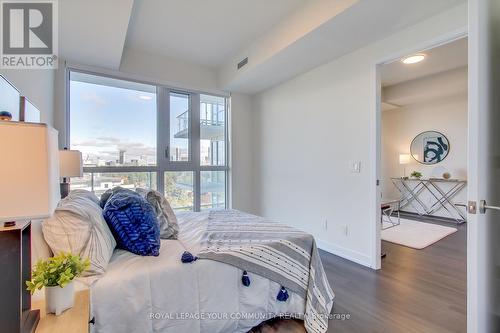 1007 - 10 Deerlick Court, Toronto, ON - Indoor Photo Showing Bedroom