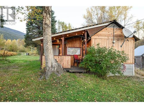 3818 Diamond Drive, Blue River, BC - Outdoor