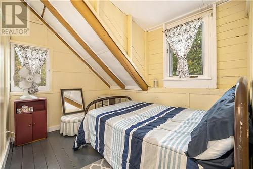 14 R3 Road, Lombardy, ON - Indoor Photo Showing Bedroom