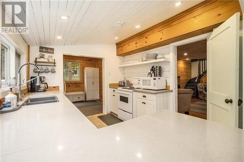 14 R3 Road, Lombardy, ON - Indoor Photo Showing Kitchen With Double Sink