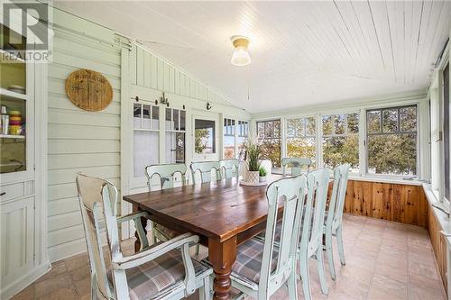 14 R3 Road, Lombardy, ON - Indoor Photo Showing Dining Room