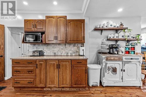 139 Oak Lake Road, Quinte West, ON - Indoor Photo Showing Kitchen