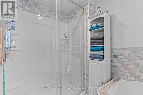 139 Oak Lake Road, Quinte West, ON - Indoor Photo Showing Bathroom