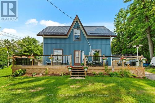 139 Oak Lake Road, Quinte West, ON - Outdoor With Deck Patio Veranda