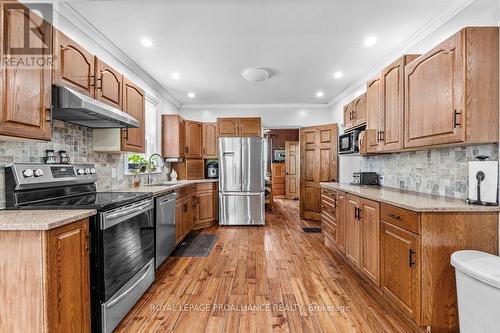 139 Oak Lake Road, Quinte West, ON - Indoor Photo Showing Kitchen