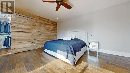 17 Southgate Avenue, Toronto, ON - Indoor Photo Showing Bedroom