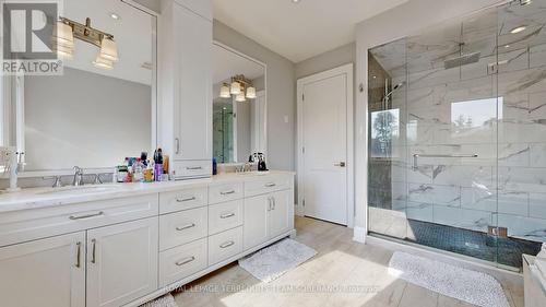 17 Southgate Avenue, Toronto, ON - Indoor Photo Showing Bathroom