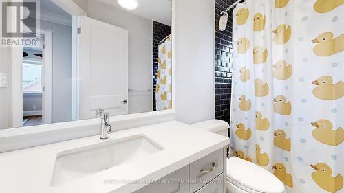 17 Southgate Avenue, Toronto, ON - Indoor Photo Showing Bathroom