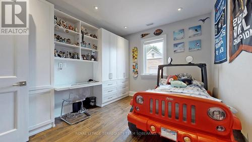 17 Southgate Avenue, Toronto, ON - Indoor Photo Showing Bedroom