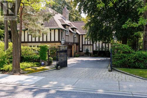 539 Blythwood Road, Toronto, ON - Outdoor